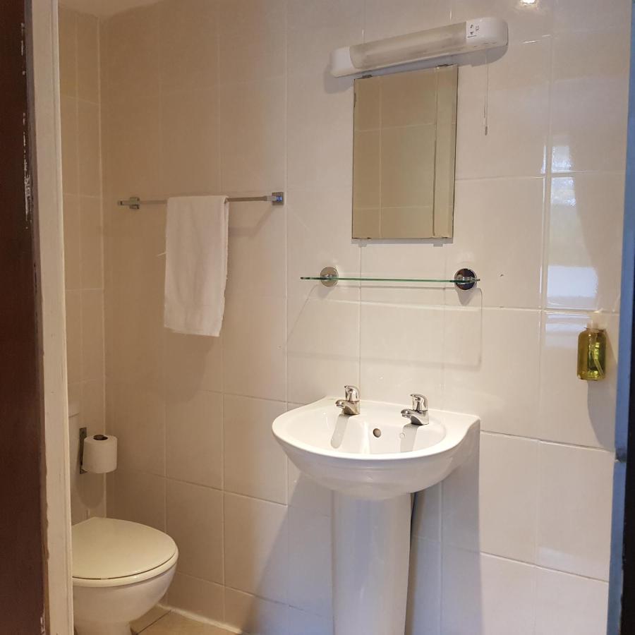 Quarto Família com Chuveiro