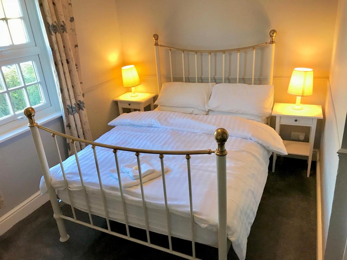Deluxe Double Room with Shower