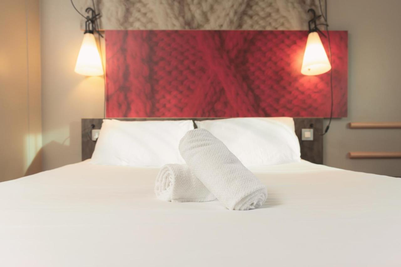 Standard Room with One Double Bed,1081137022:JPEG