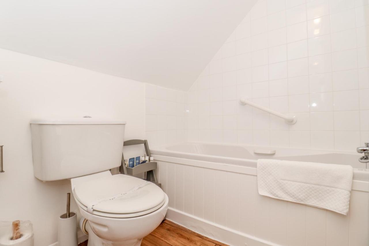 Deluxe Doppel- oder Zweibettzimmer mit Meerblick und Balkon
