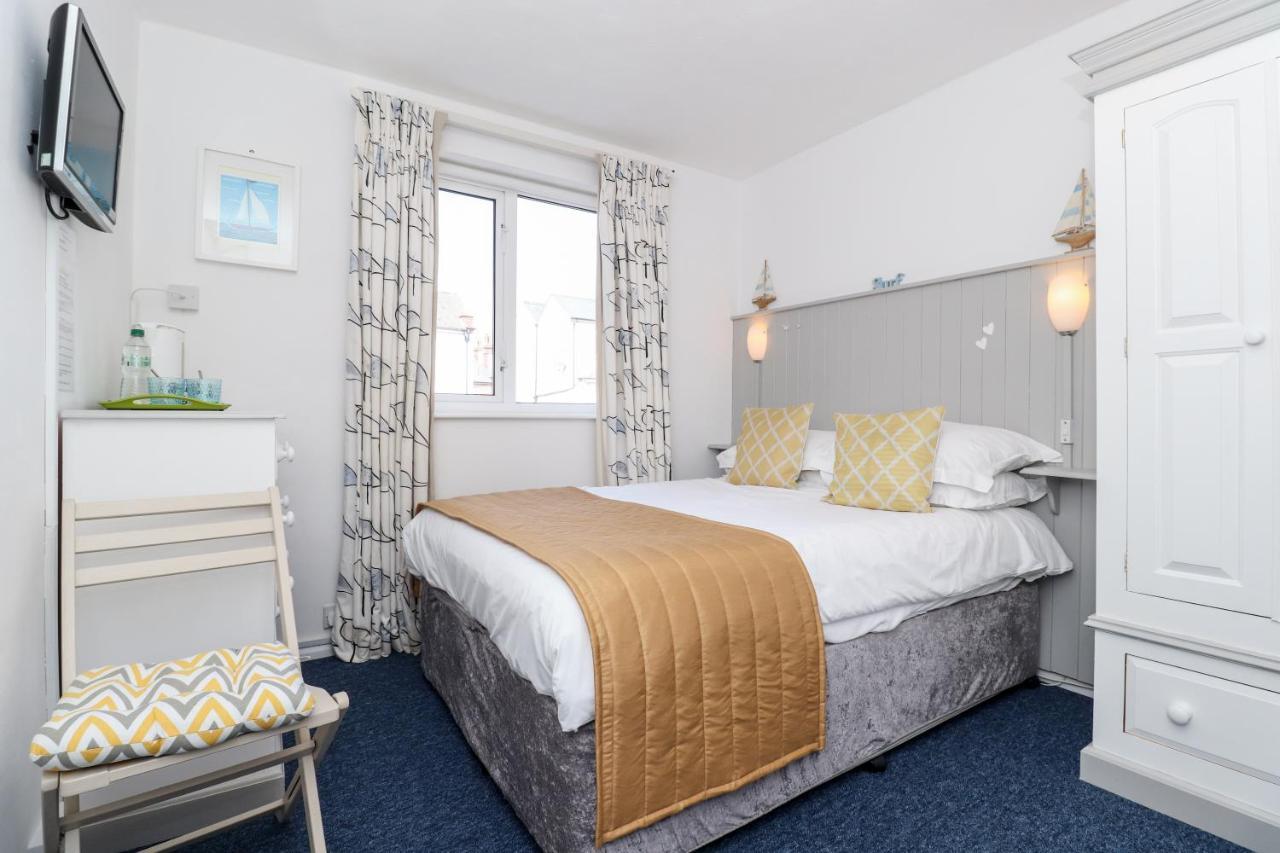 Kleines Doppelzimmer mit eigenem Bad