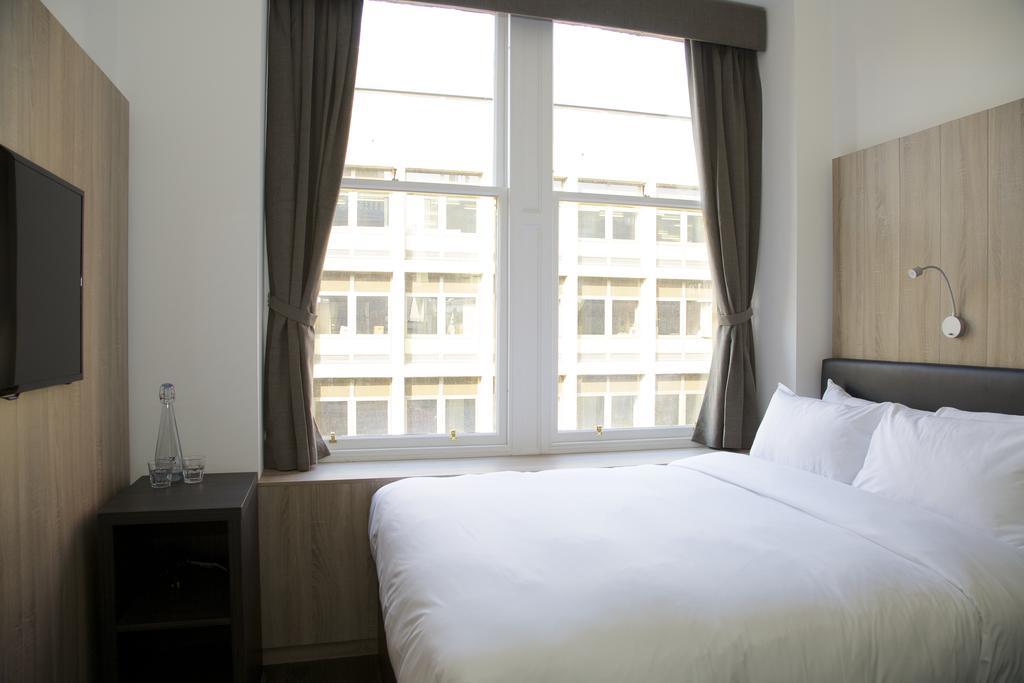Chambre Lit Queen-Size