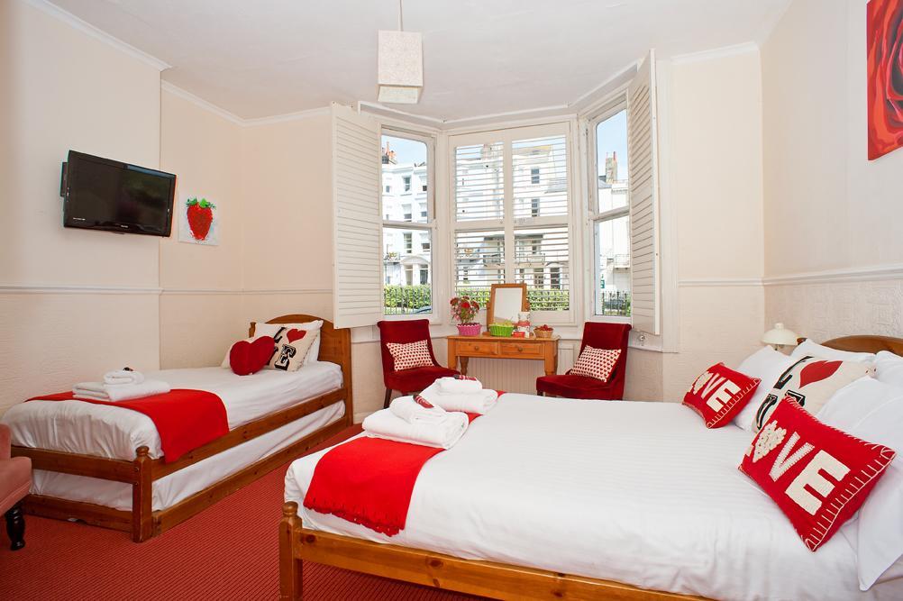 Quadruple Room with Sea View