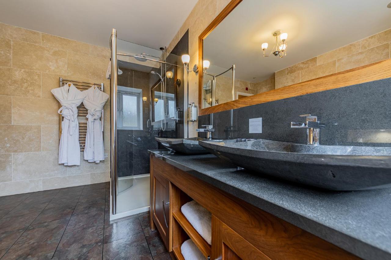 Suite de Luxe avec Lit à Baldaquin