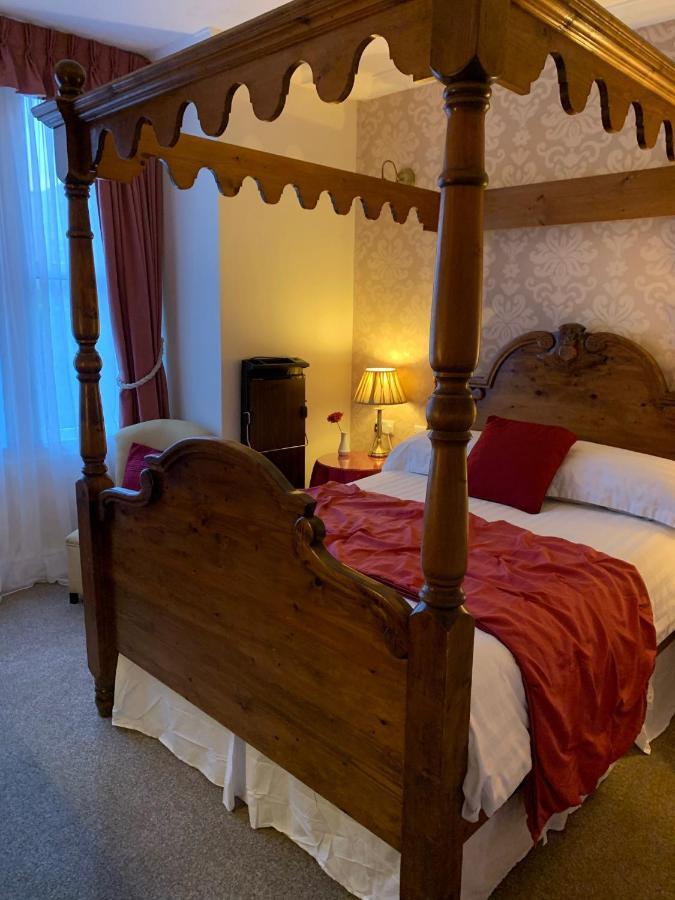 Superior Four-Poster Double Room
