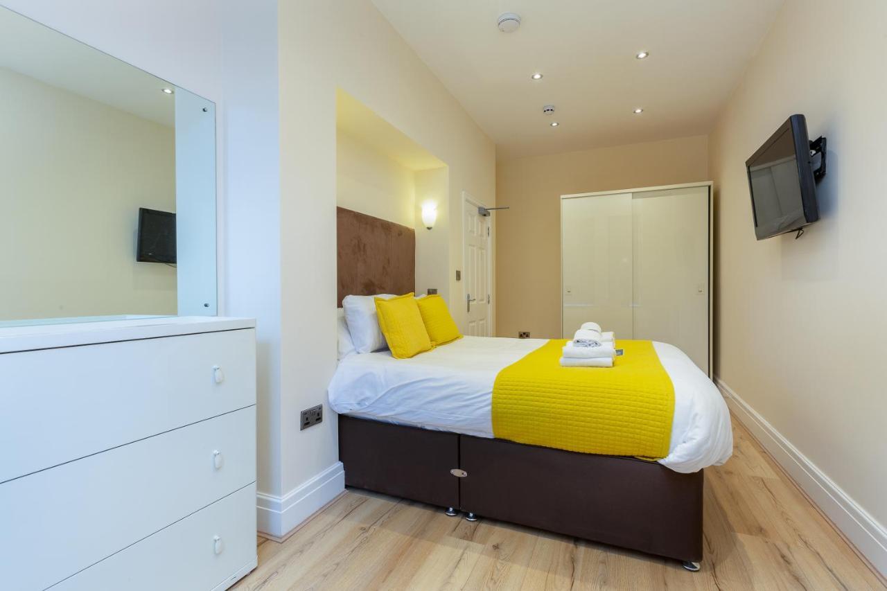 One-Bedroom Apartment - #003