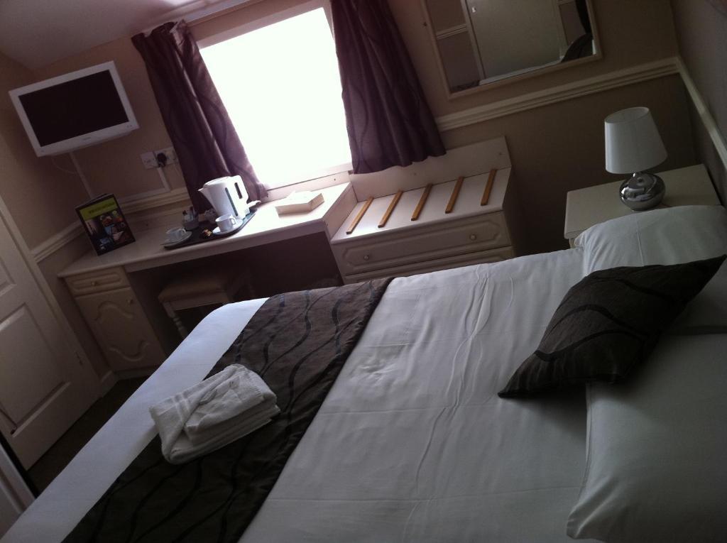 Standard Double Room,1204628194:JPEG