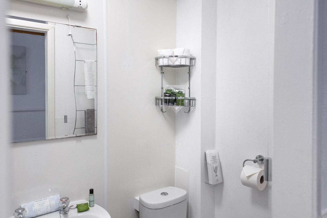 Standard Twin Room,1163363577:JPEG