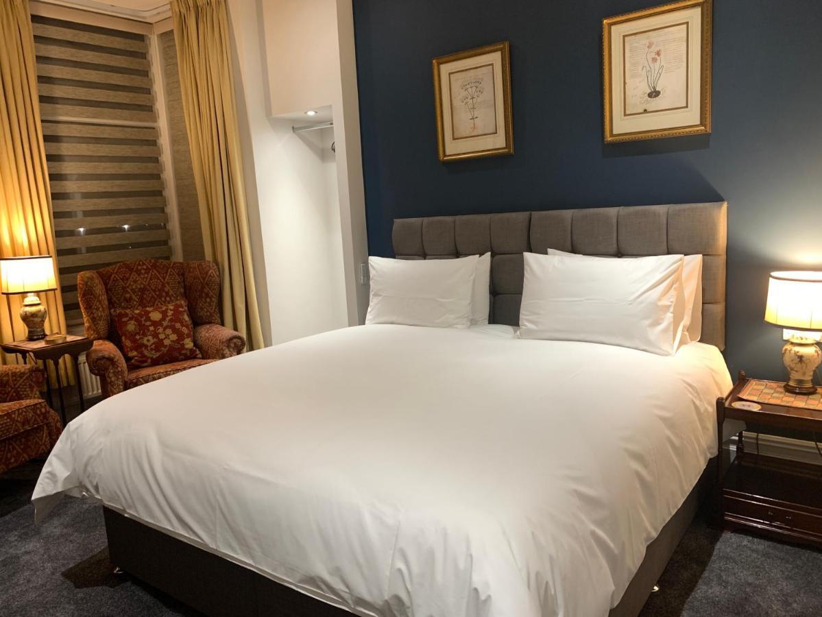 Superior Double or Twin Room with Sea View