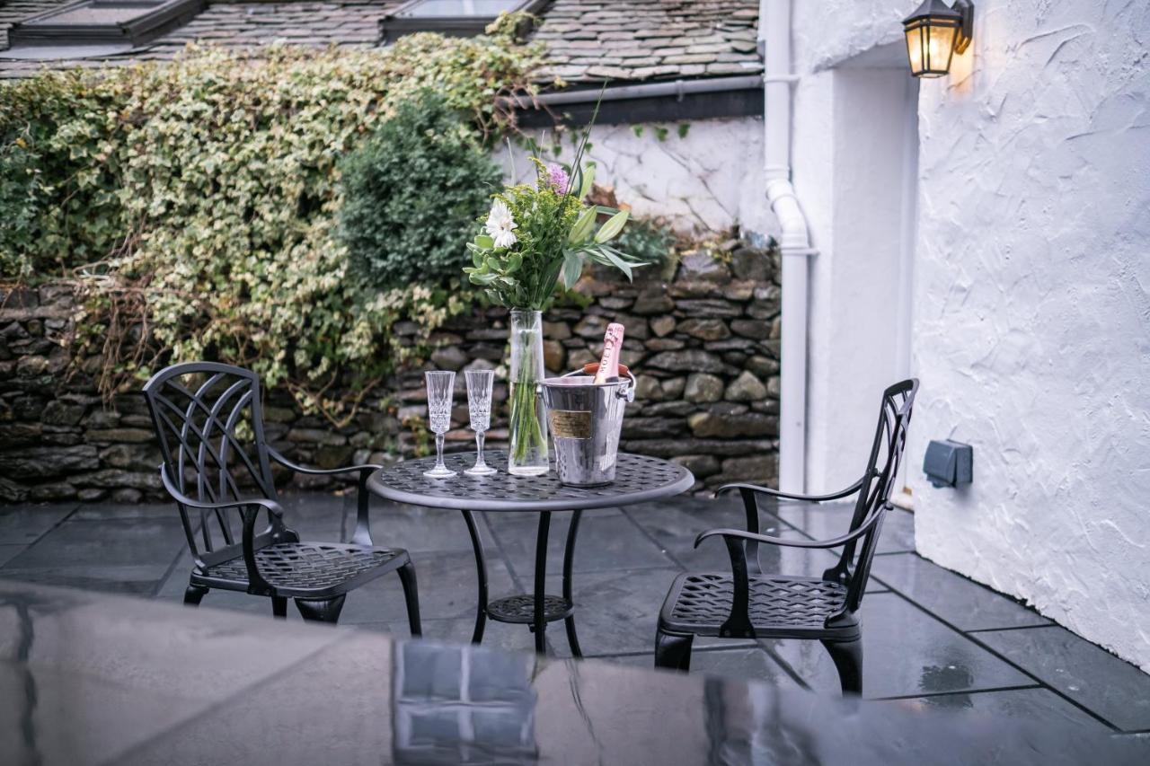 Deluxe Suite with Spa Bath & Terrace