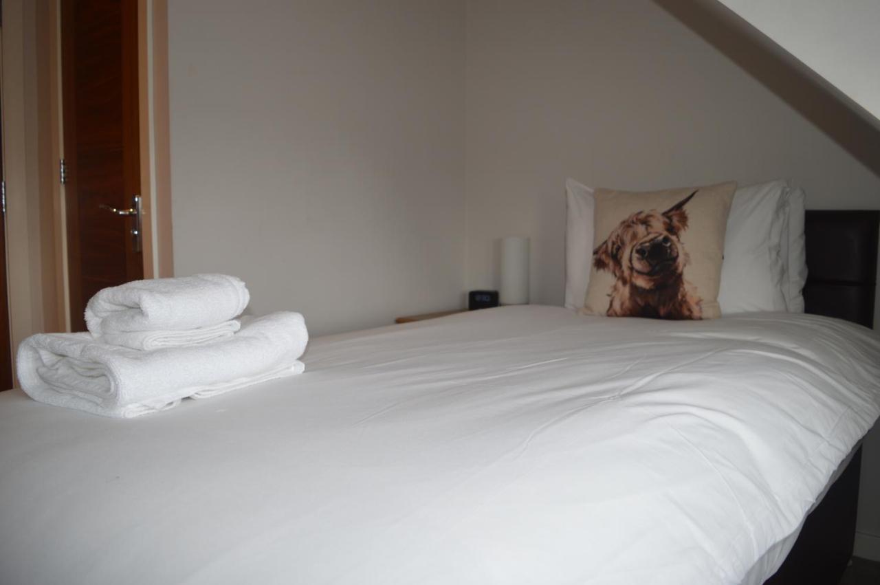 Single Room with Bathroom