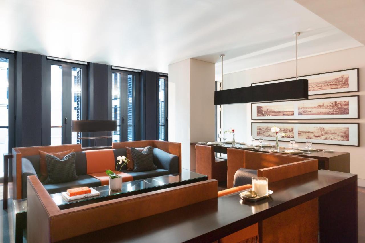 One-Bedroom Deluxe Suite