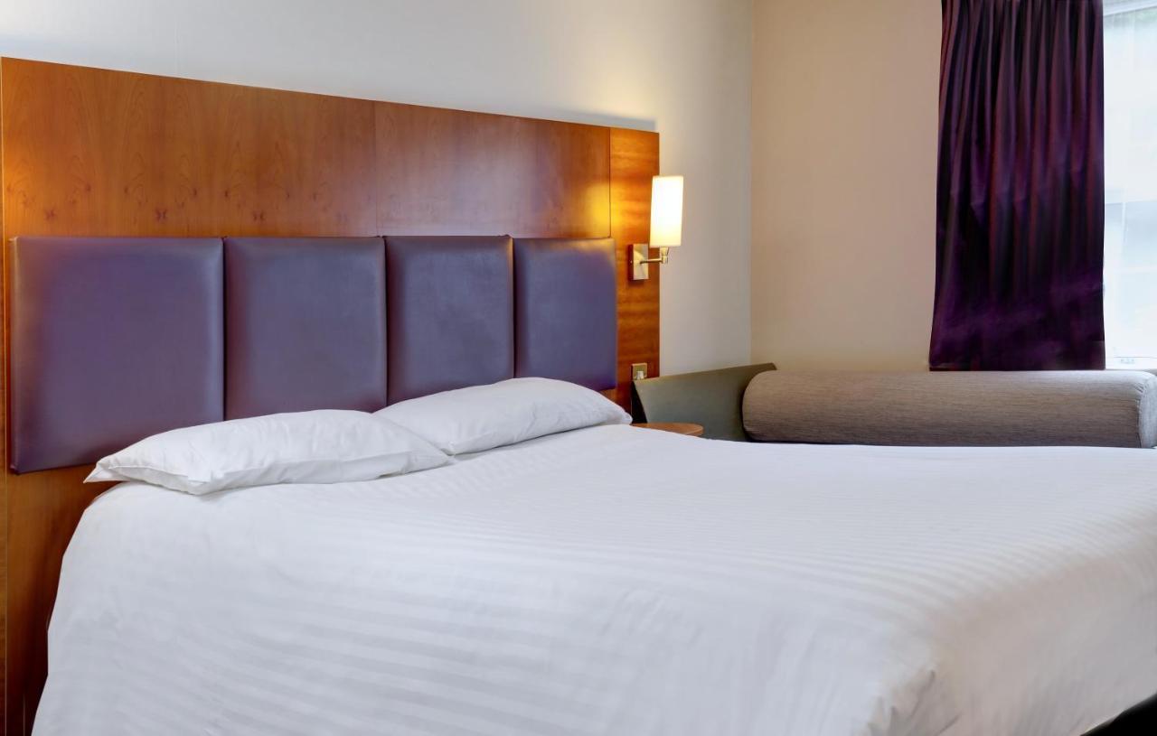 Double Room with Bath Tub - Disability Access/Non-Smoking,1146003892:JPEG