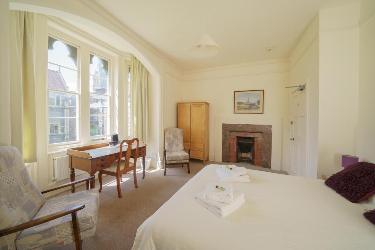 Double Room with Private Bathroom,1244887222:JPEG