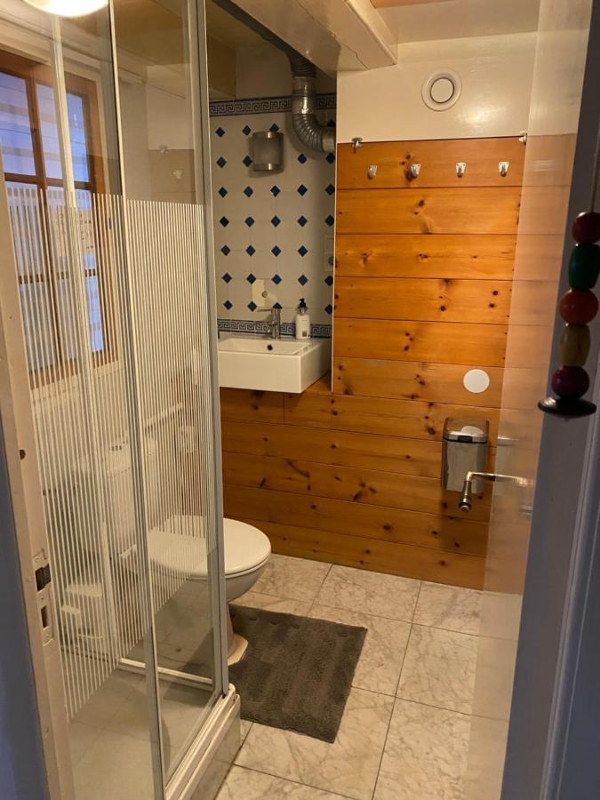 Twin Room with Private Bathroom