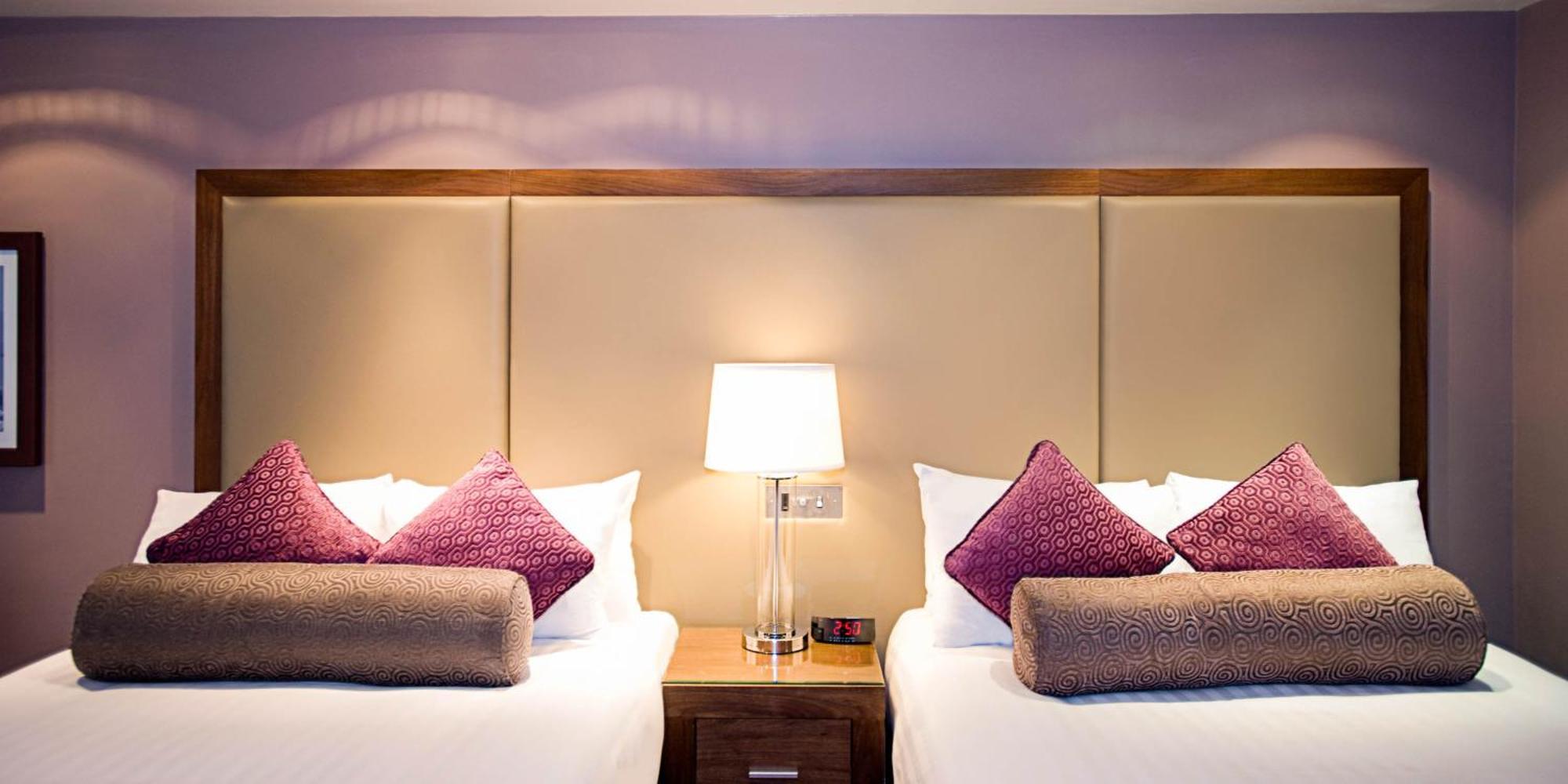 Twin Room, 2 Double Beds