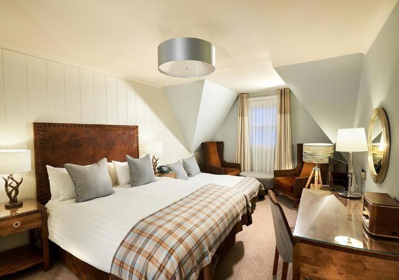 Chambre Familiale (2 Adultes et 2 Enfants)