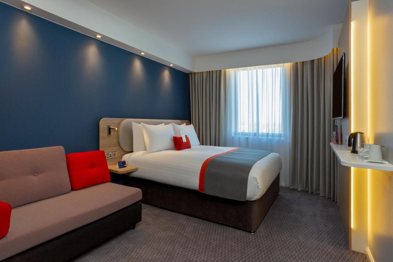 Standard Double Room with Sofa Bed and Free Hot Breakfast,1731813329:JPEG