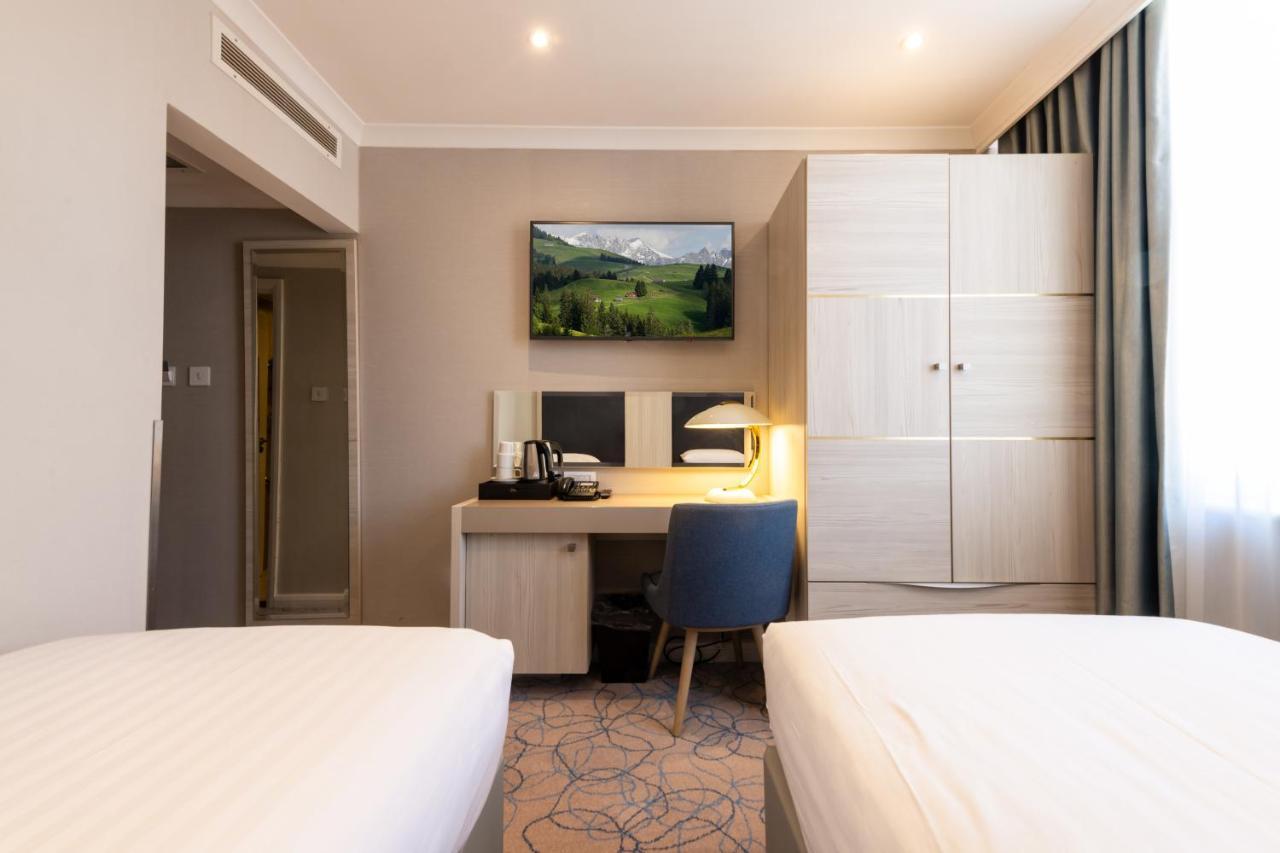 Quarto Twin