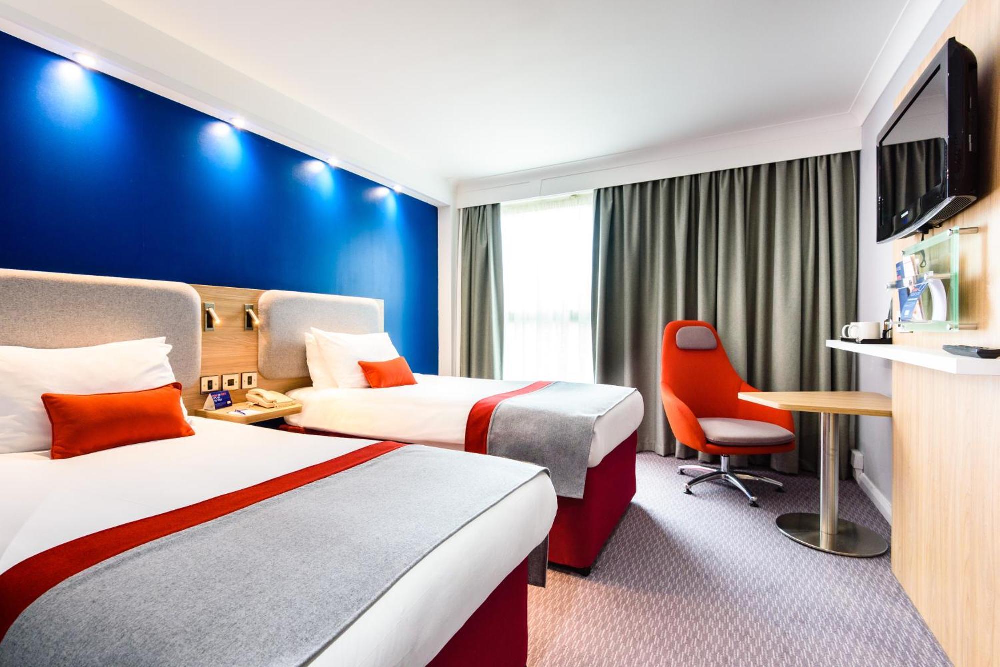 Chambre Lits Jumeaux Standard avec Petit-Déjeuner Chaud Gratuit