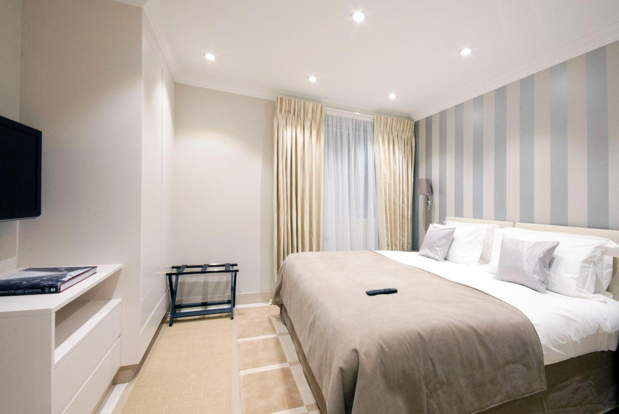 Apartamento com 1 Quarto