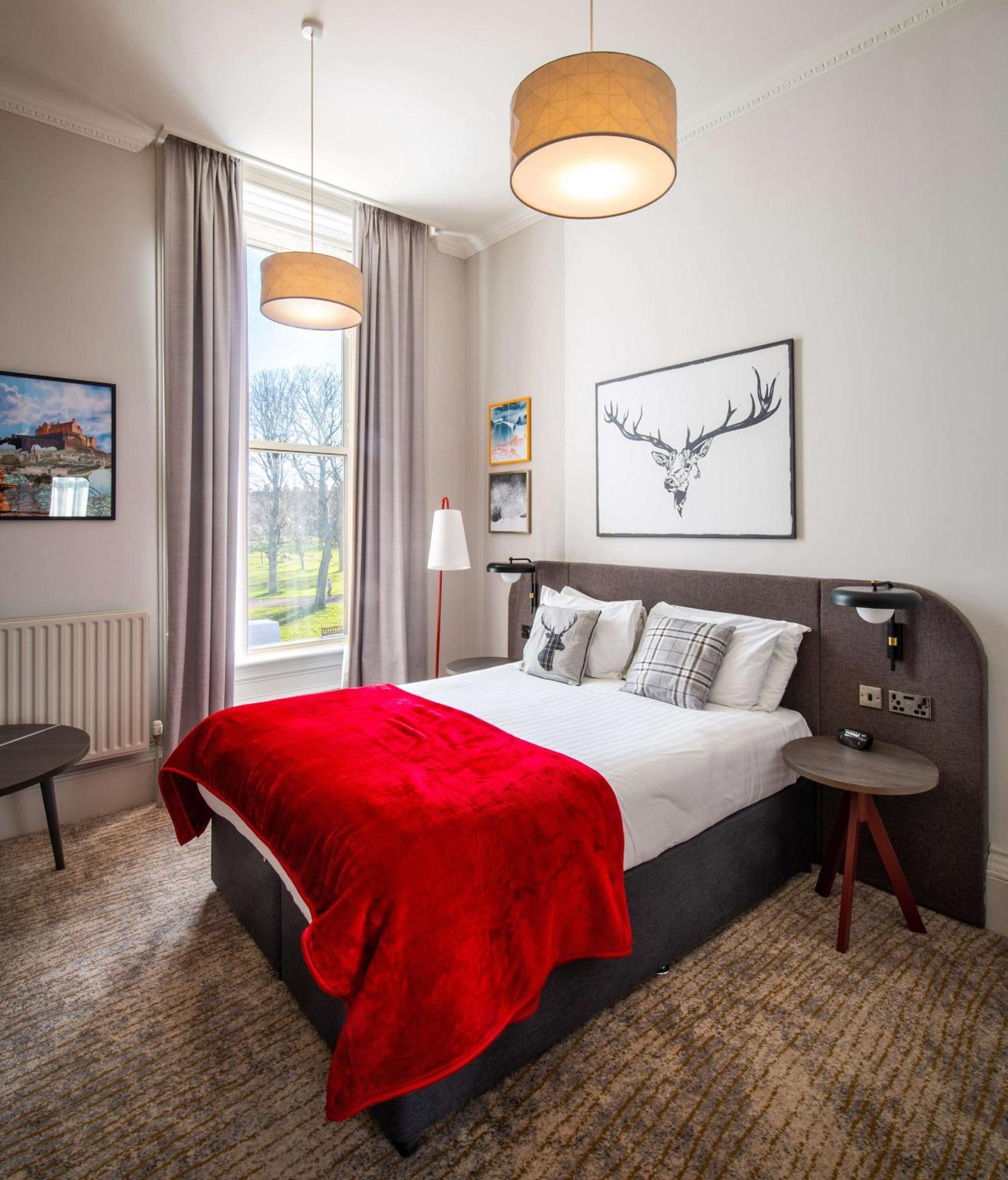 Standard Double Room,1279956097:JPEG