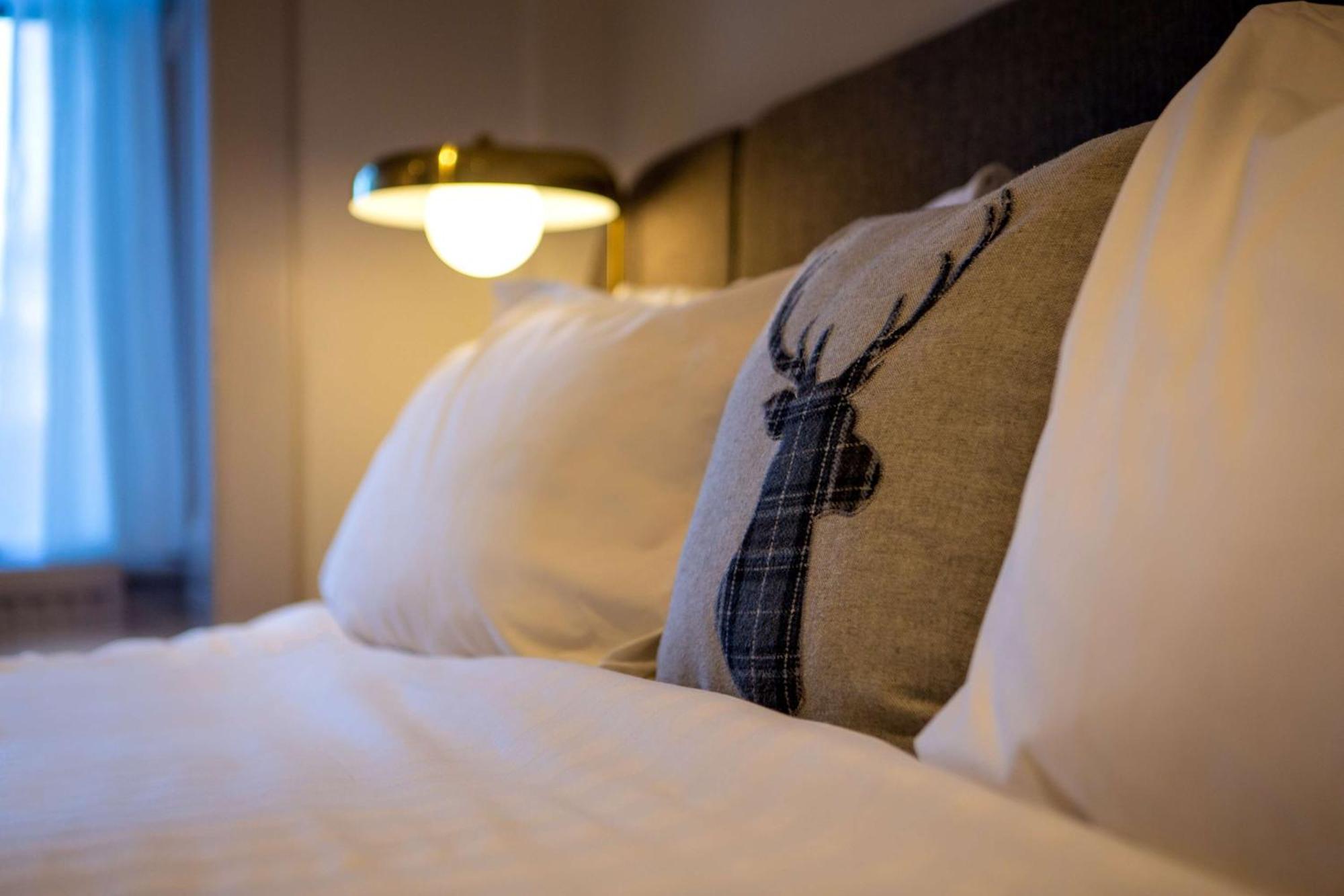 Executive King Room with Sofa Bed - Non-Smoking,1516368031:JPEG