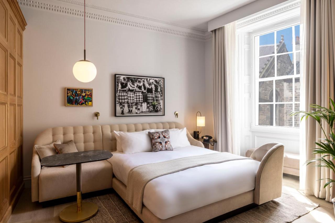 Quarto Grand Chamber com Cama King-size