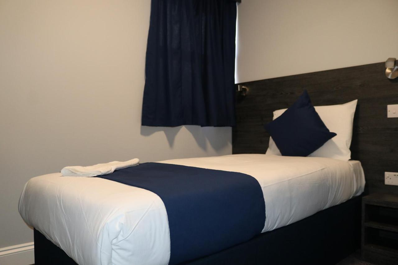 Deluxe Single Room