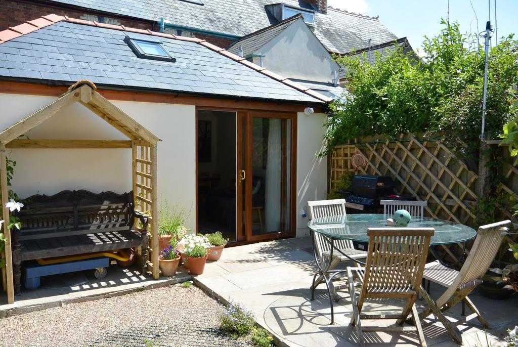 Studio with Garden View