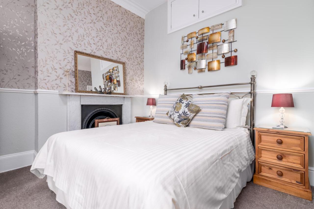 Deluxe King Room,1363776047:JPEG