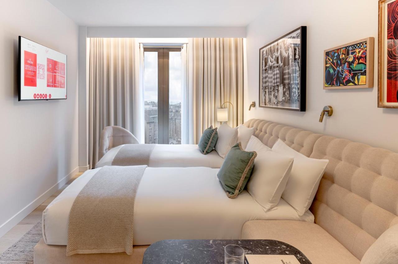Quarto Chamber com Cama King-size