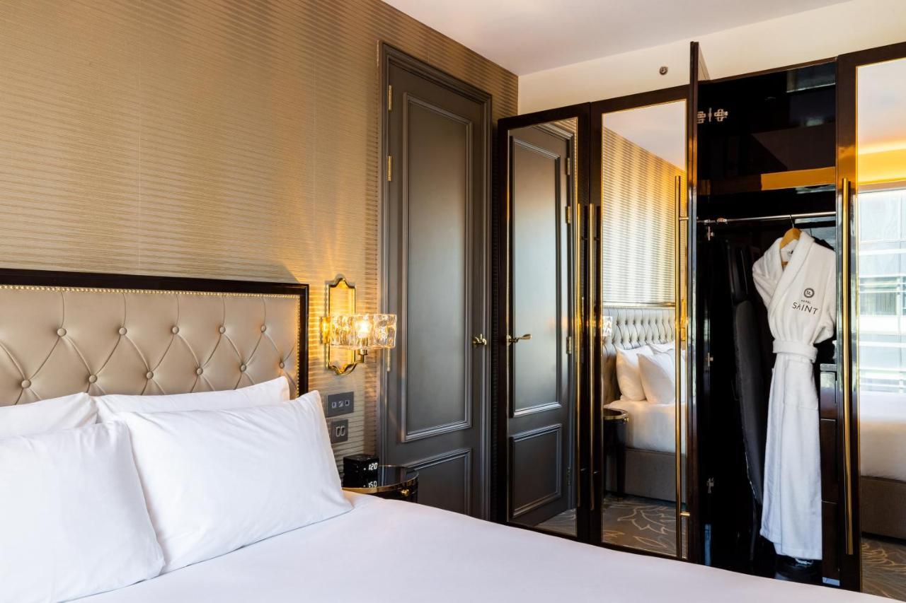 Junior Suite,1363878110:JPEG