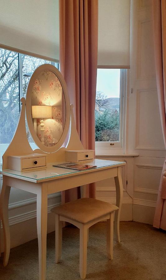 King Room,1758546423:JPEG