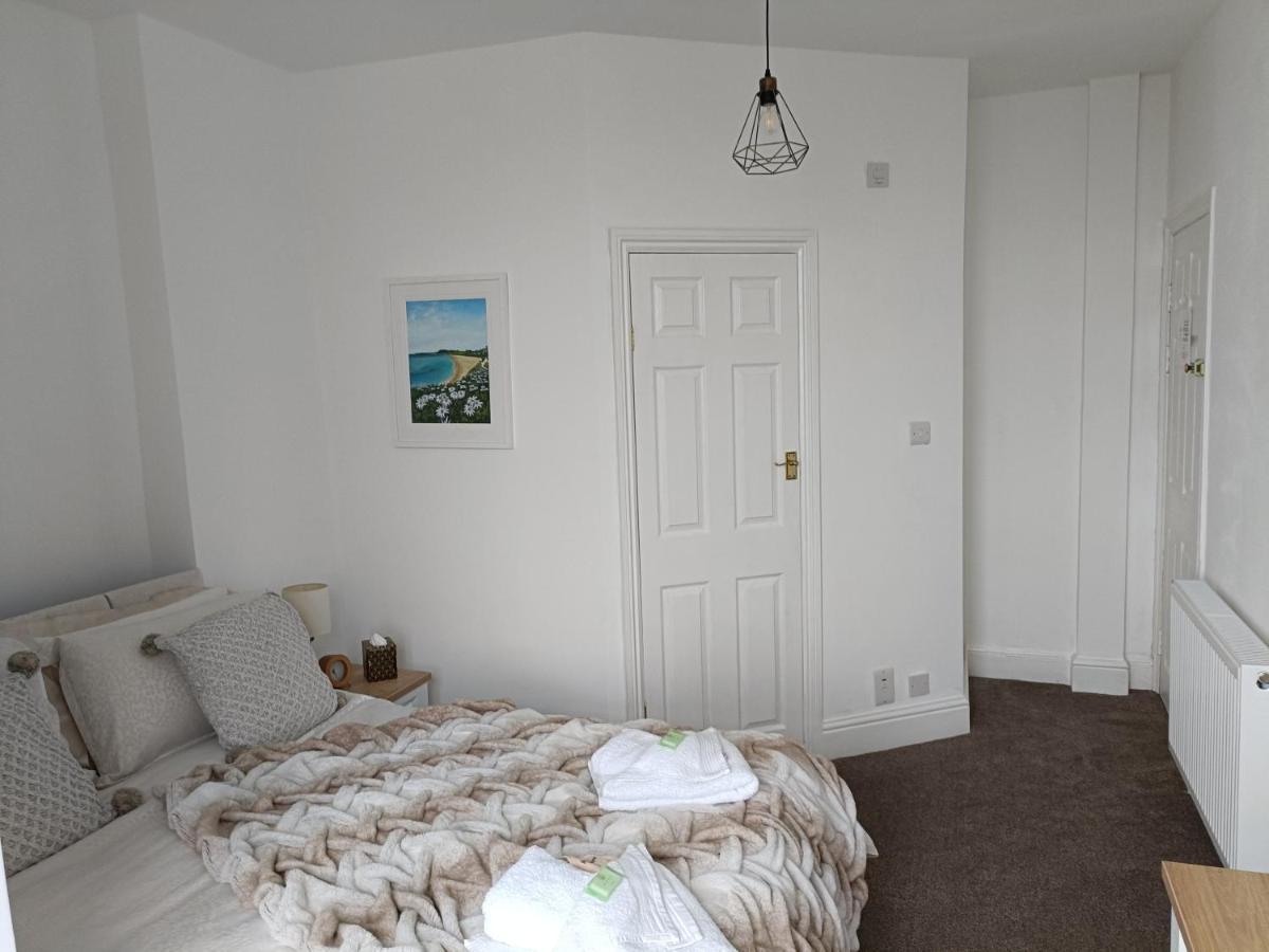 Double Room Ensuite with Sea View