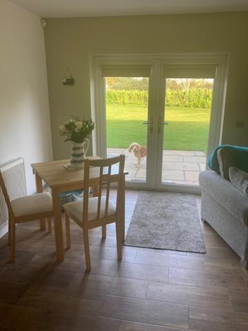 King Room Garden View,1394935598:JPEG
