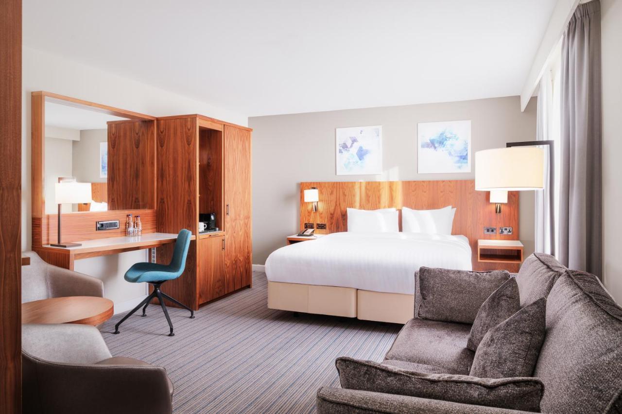 Junior Suite, 1 King, Sofa bed,1414181903:JPEG