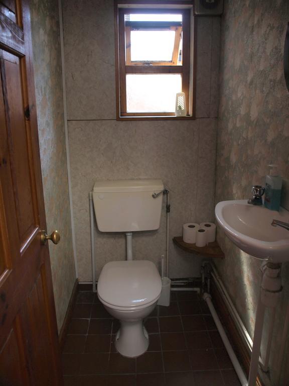 Triple Room with Shared Bathroom,142265514:JPEG