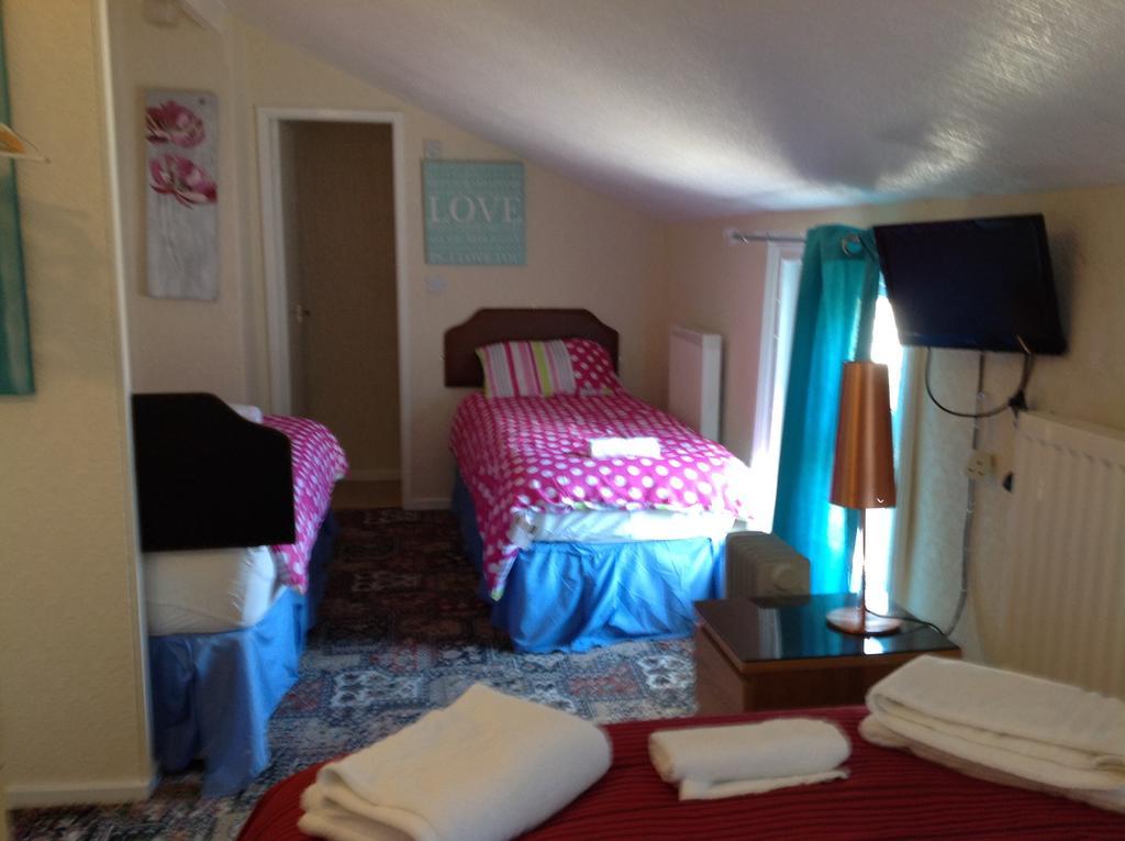 Classic Quadruple Room