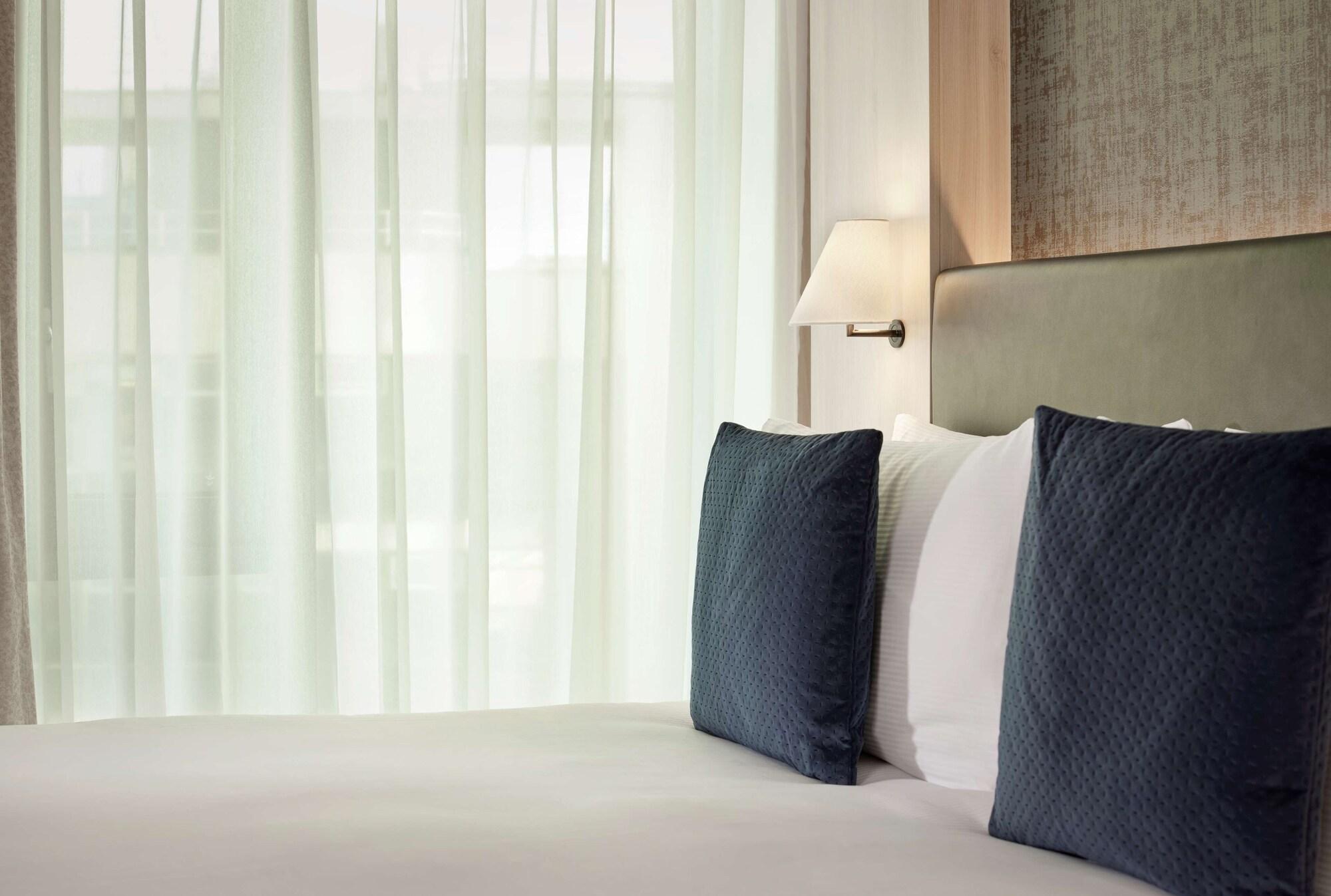 Chambre Lit Queen-Size Deluxe