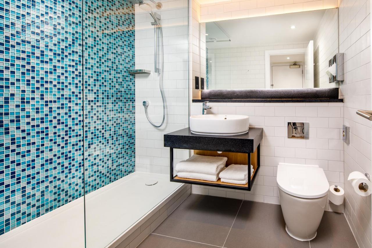 Premium Zimmer mit Kingsize-Bett und Balkon