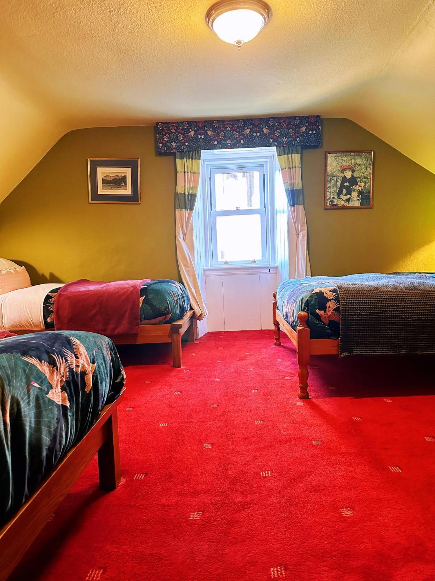 Triple Room,1264124632:JPEG