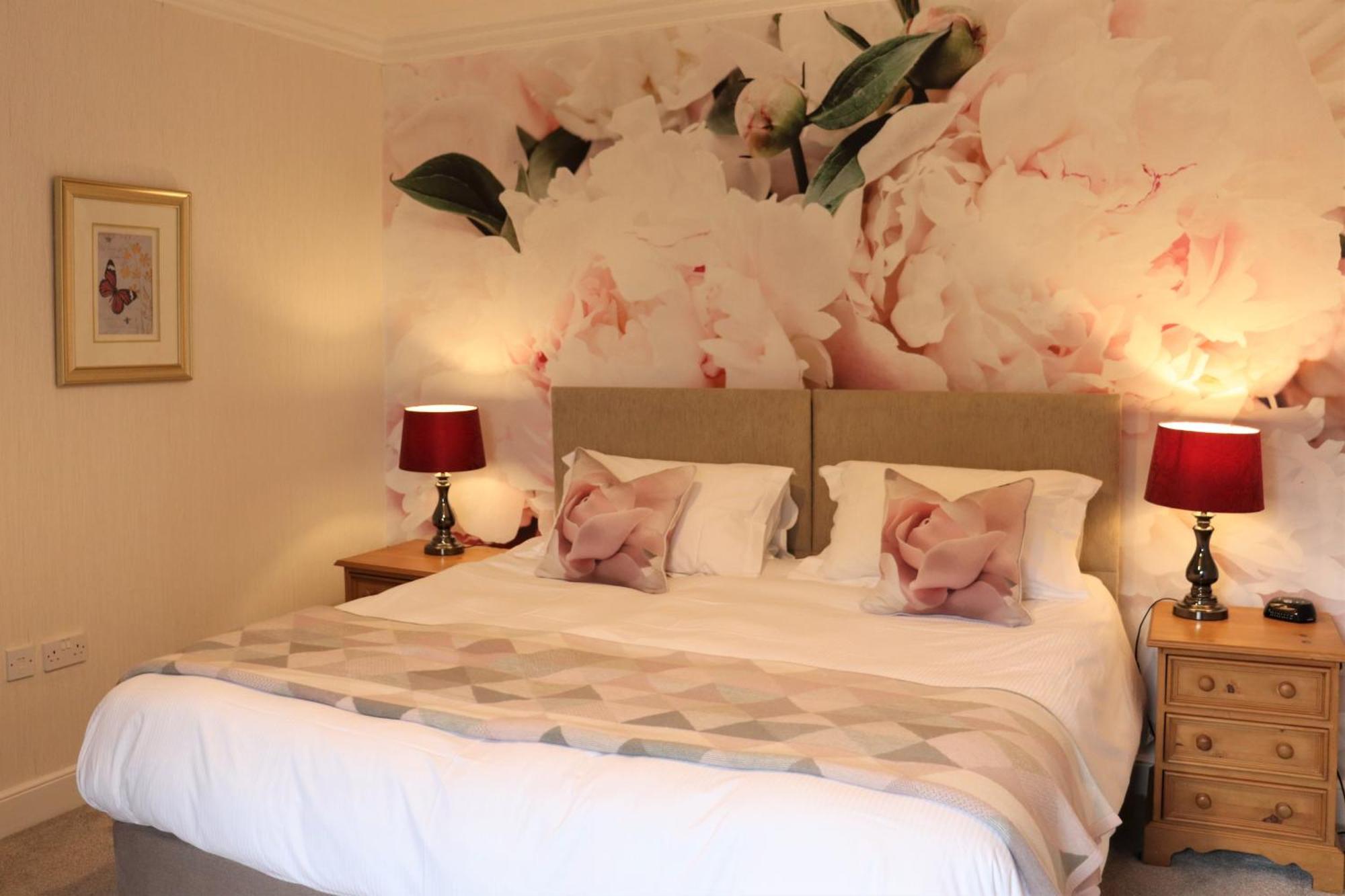 Double or Twin Room with Garden View