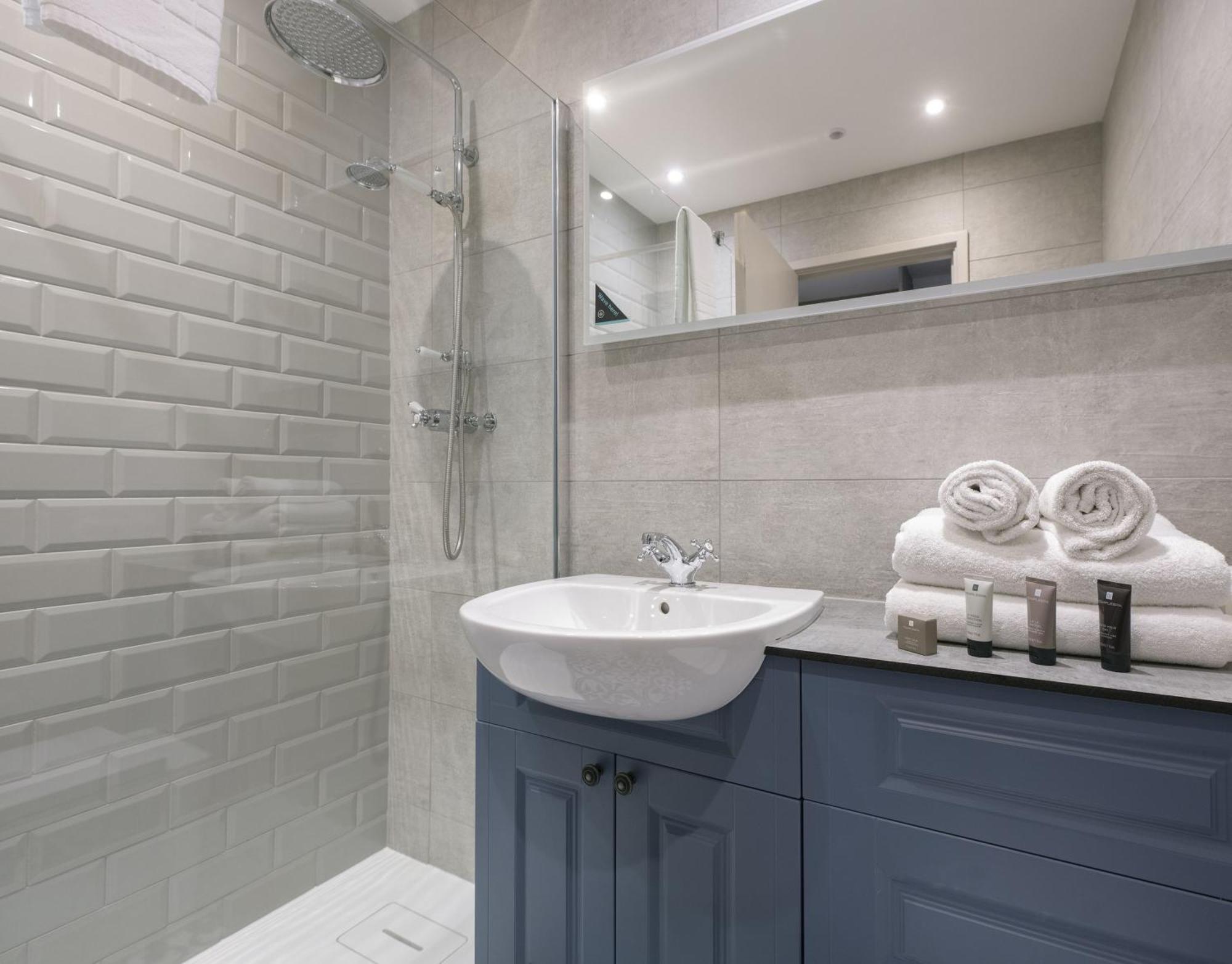 Superior Double or Twin Room with Sea View