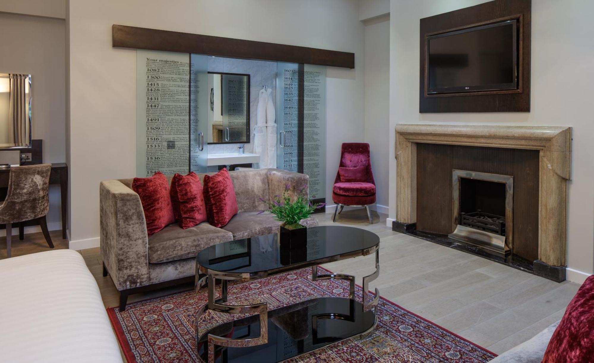 Junior Suite,1499629171:JPEG