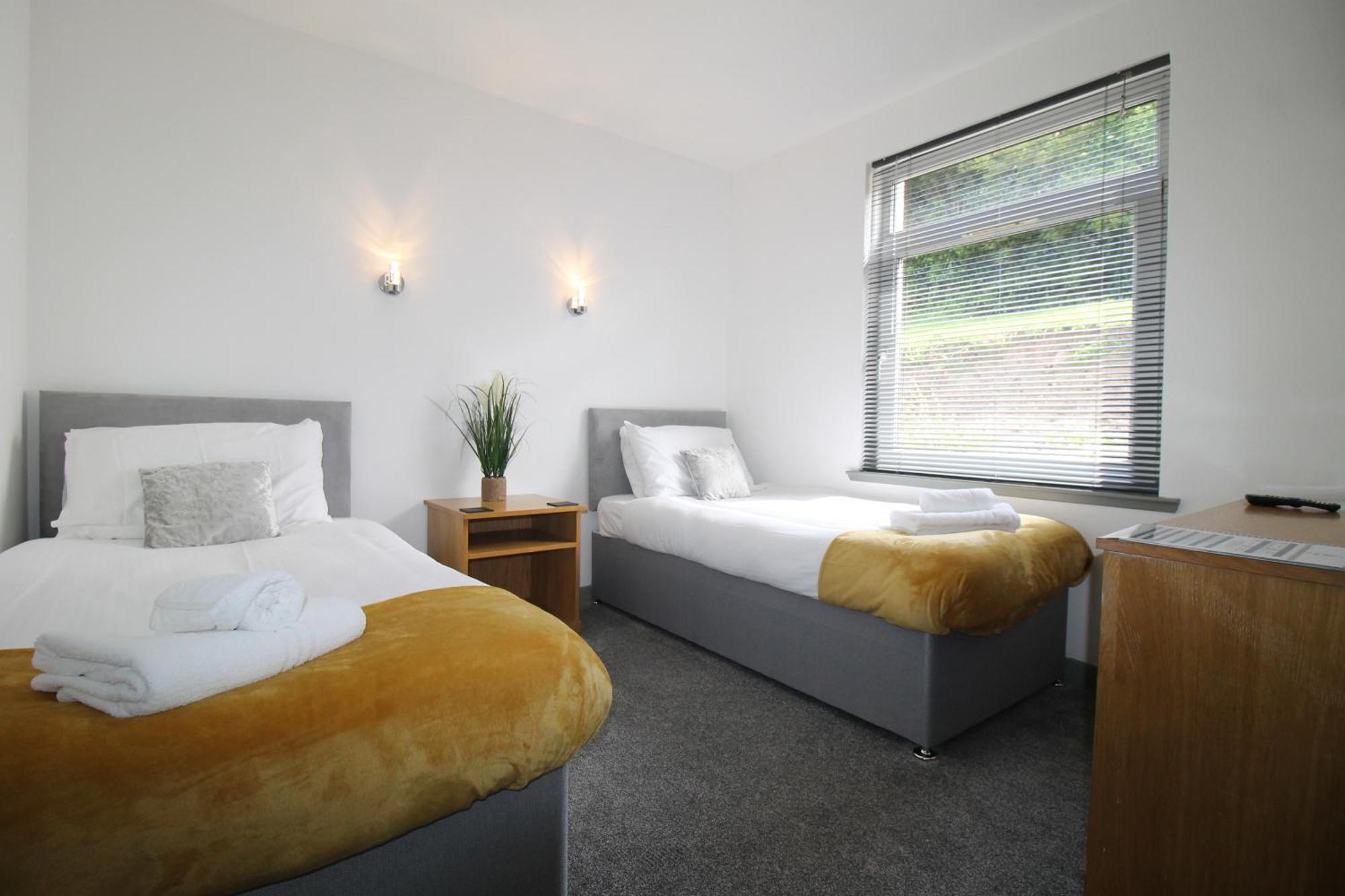 Standard Twin Room
