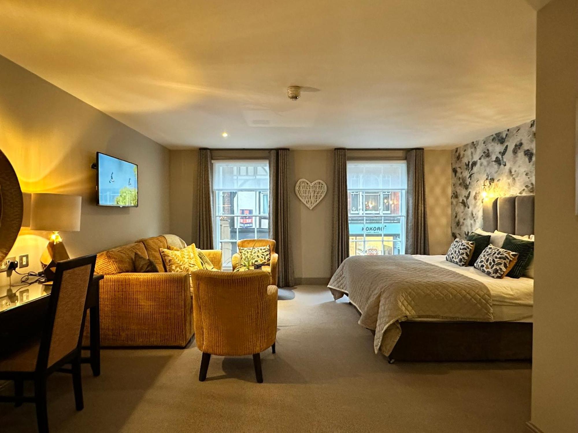 Superior King Room