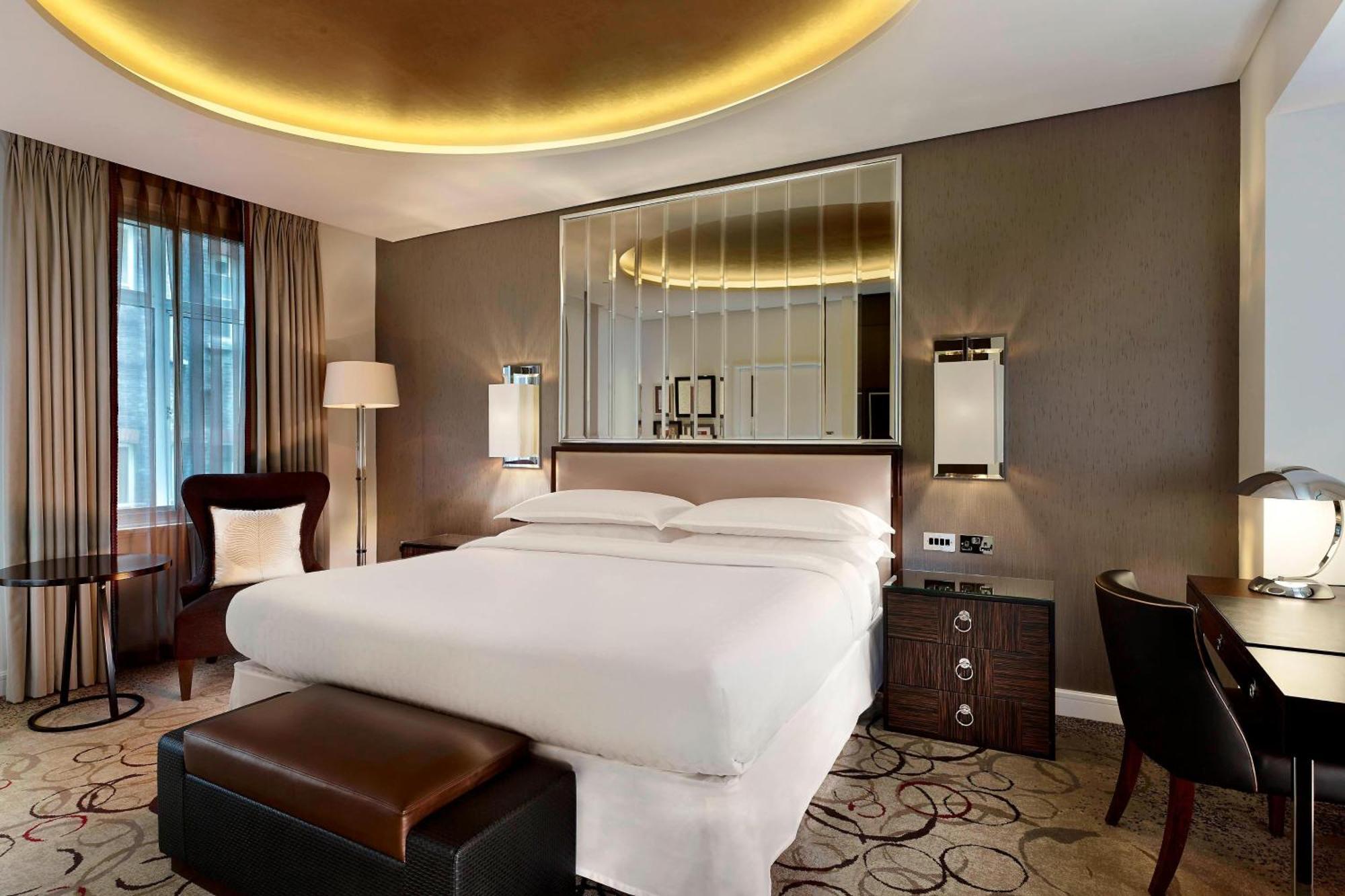 Quarto Superior com Cama King-size