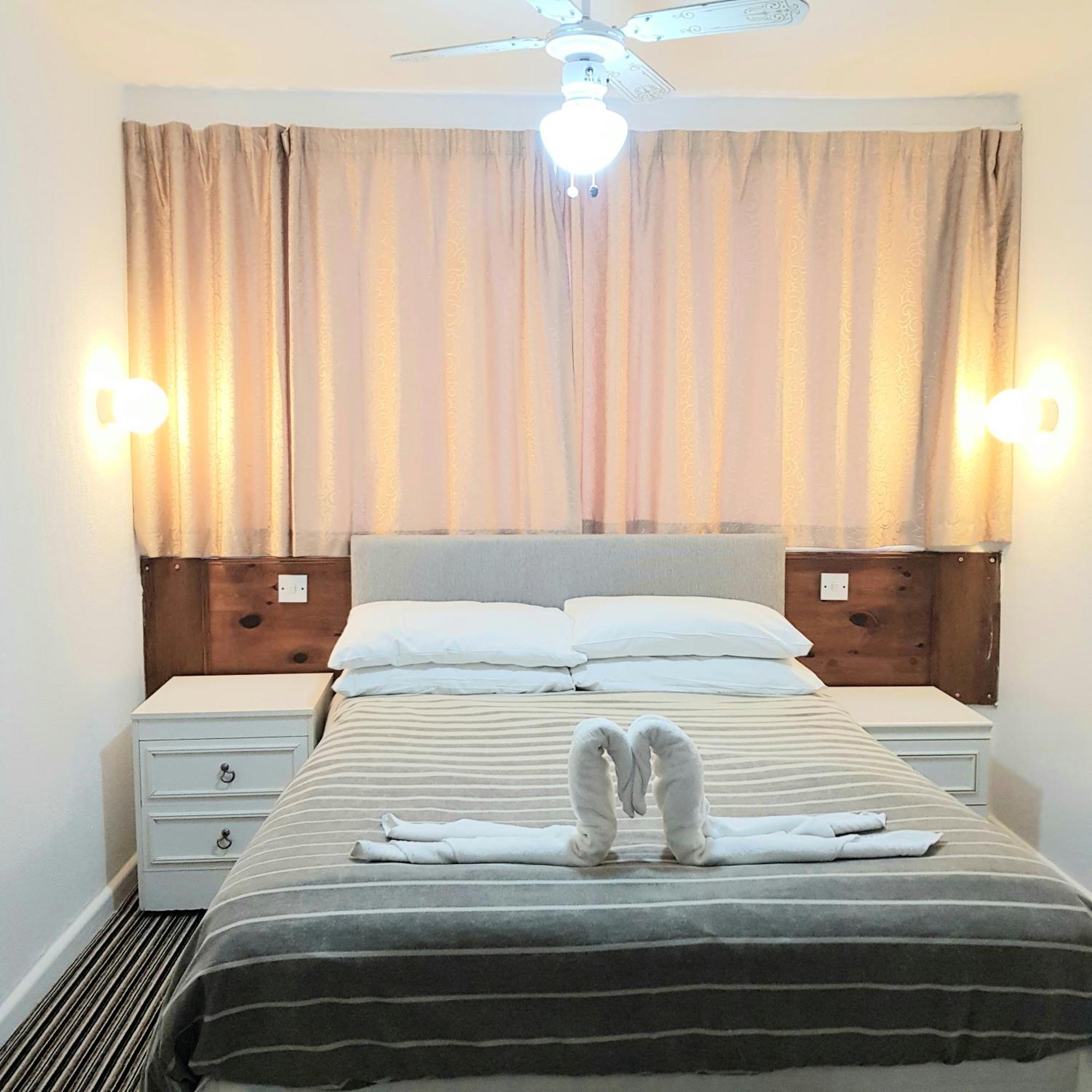 Standard Double Room,855192458:JPEG