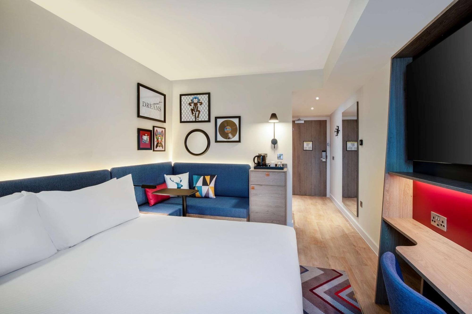 Queen Room